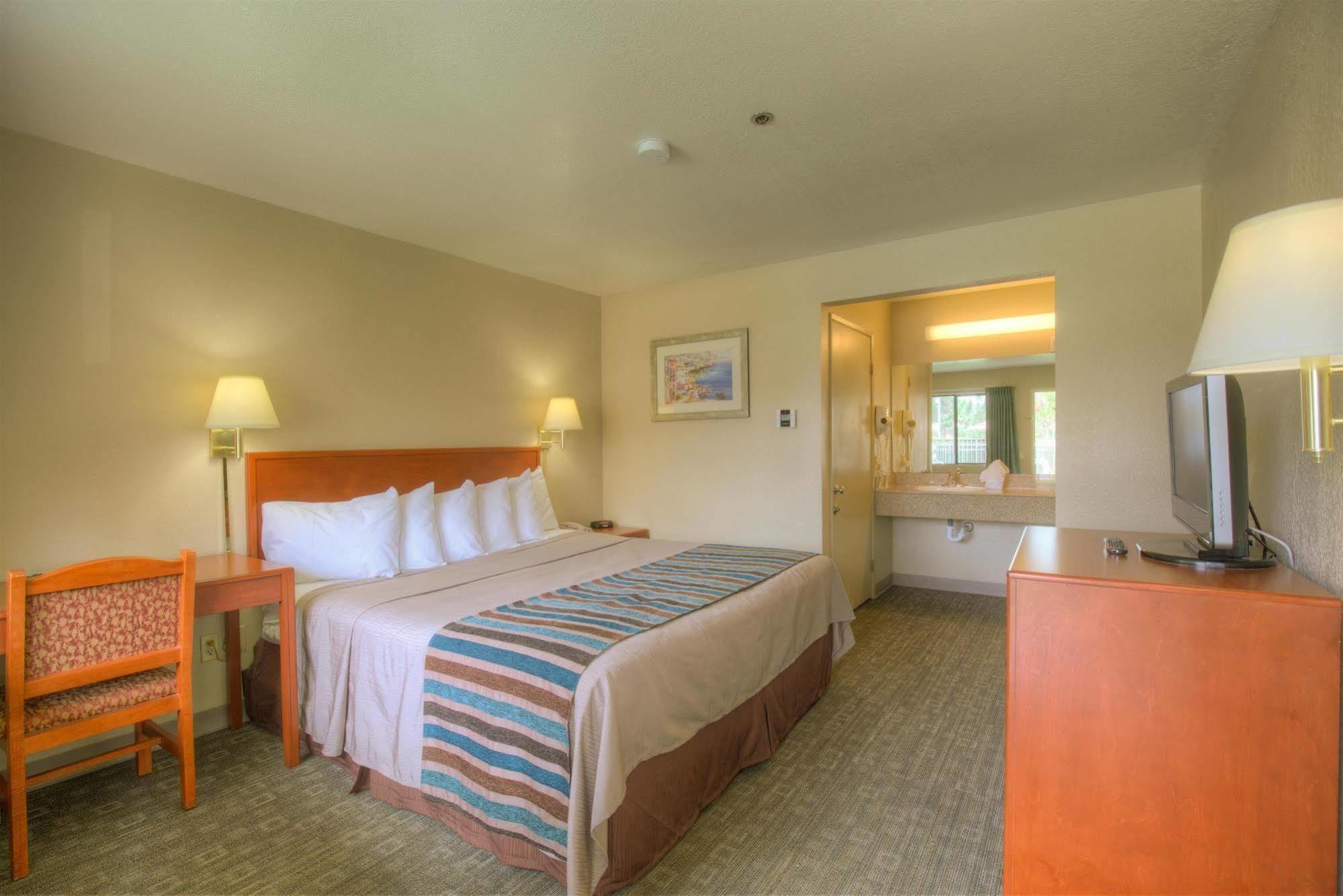 Good Nite Inn Fremont Ngoại thất bức ảnh